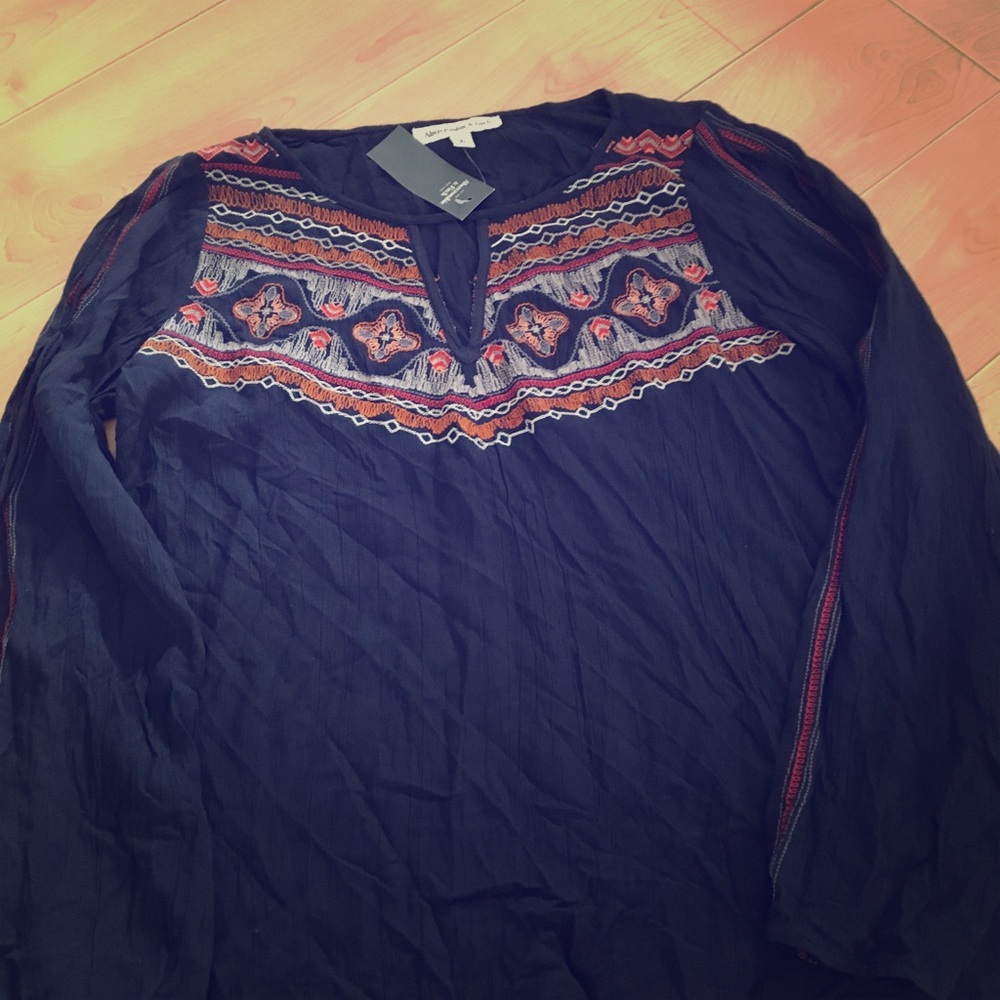 Abercrombie & Fitch Top. Size Large. New w/ Tags